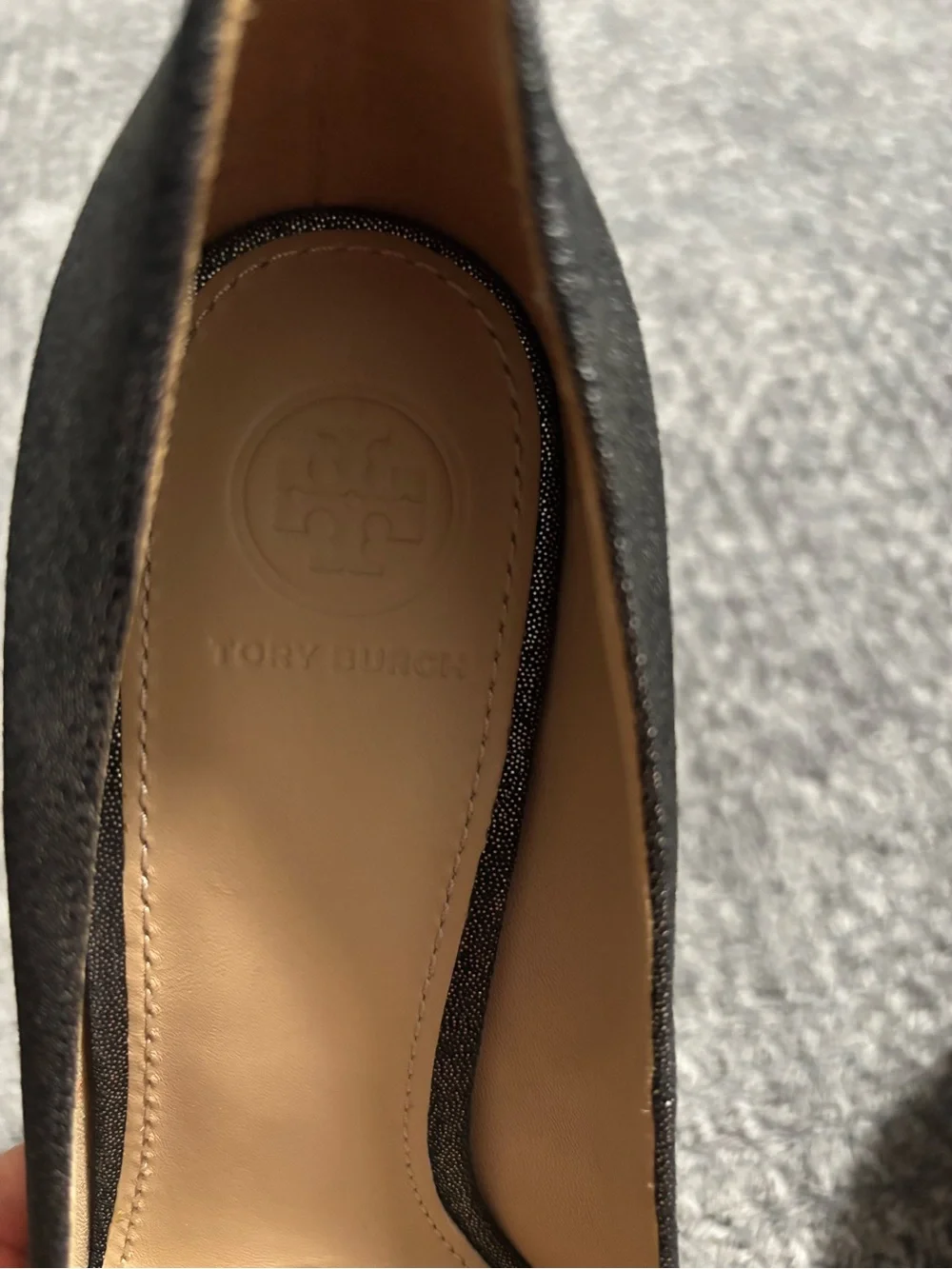 Tory Burch  Delphine Jewel Pointed Crystal-Embellished Pumps 7.5